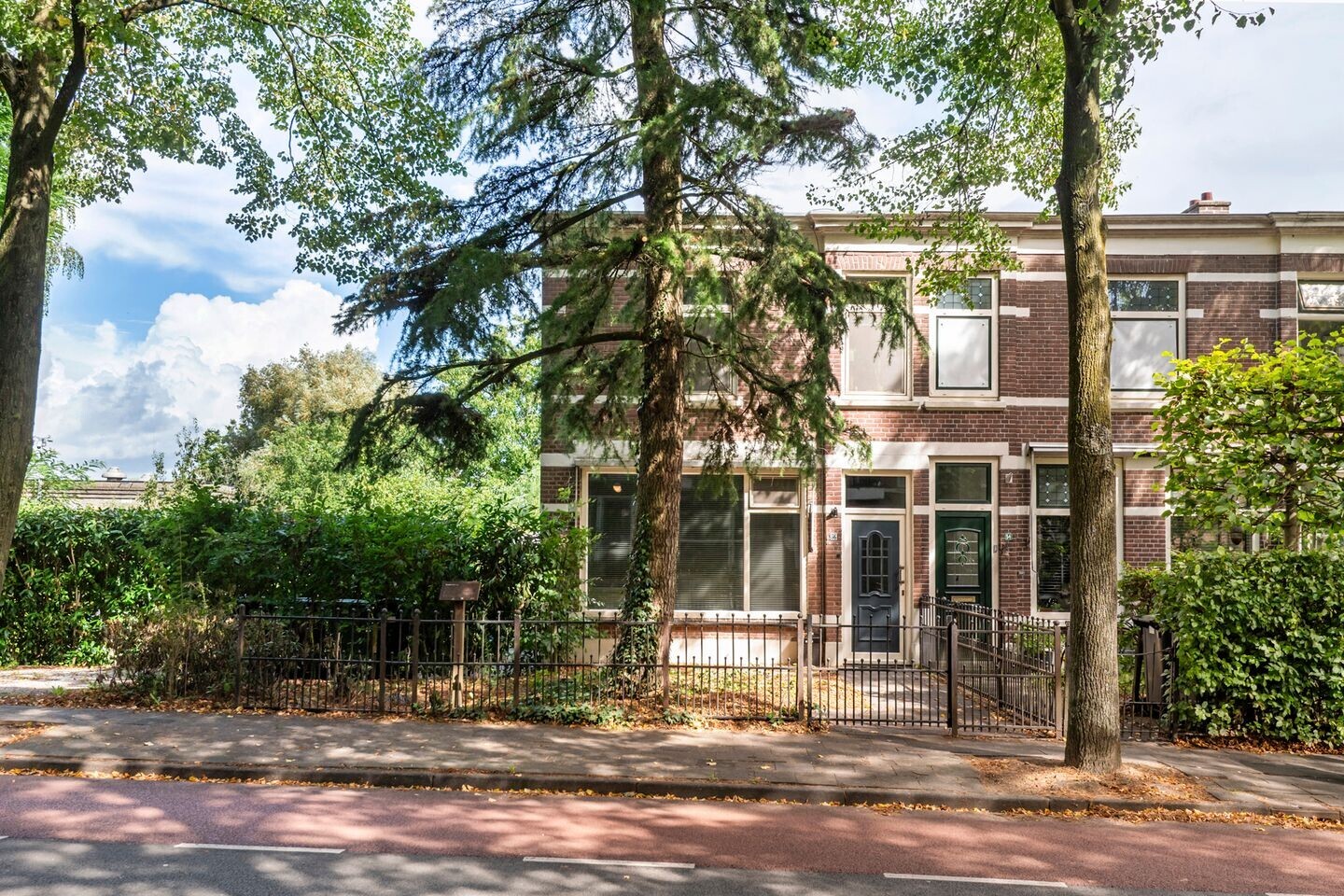 Hoekwoning te koop: Lingedijk 56, Tiel
