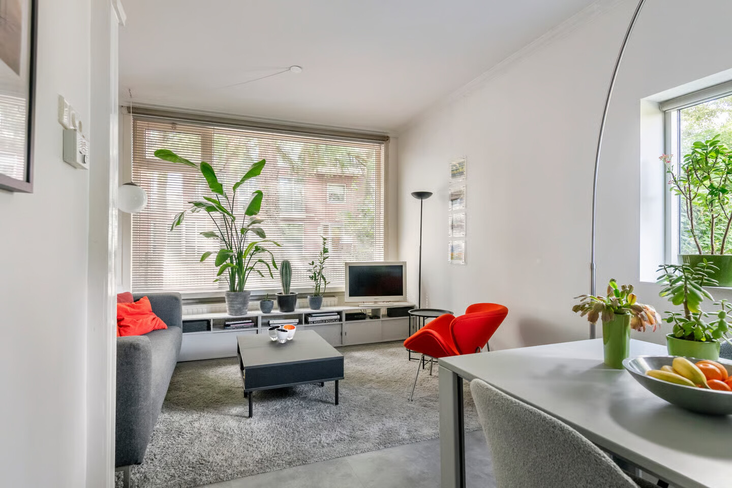 Hoekwoning te koop: Lingedijk 56, Tiel