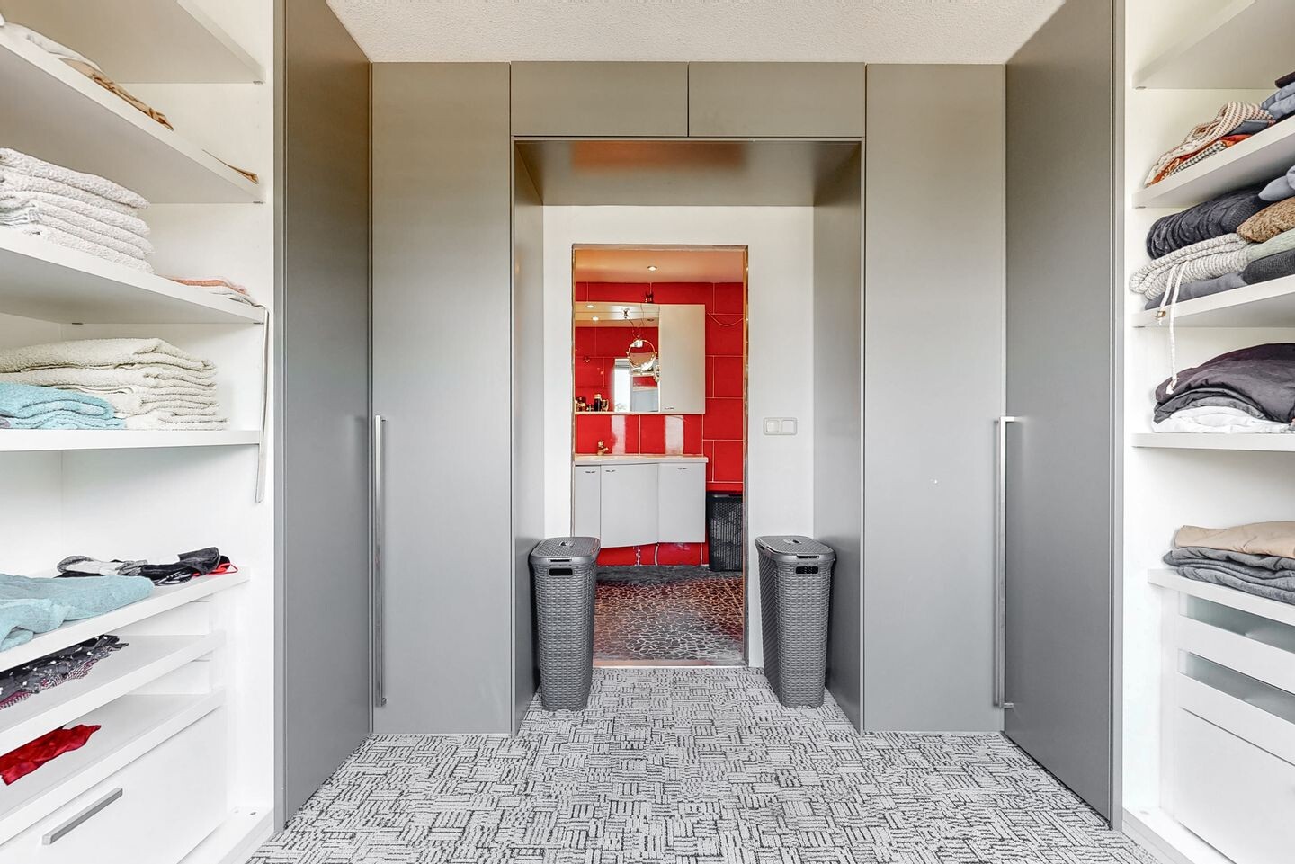 Hoekwoning te koop: De Hennepe 301, Tiel