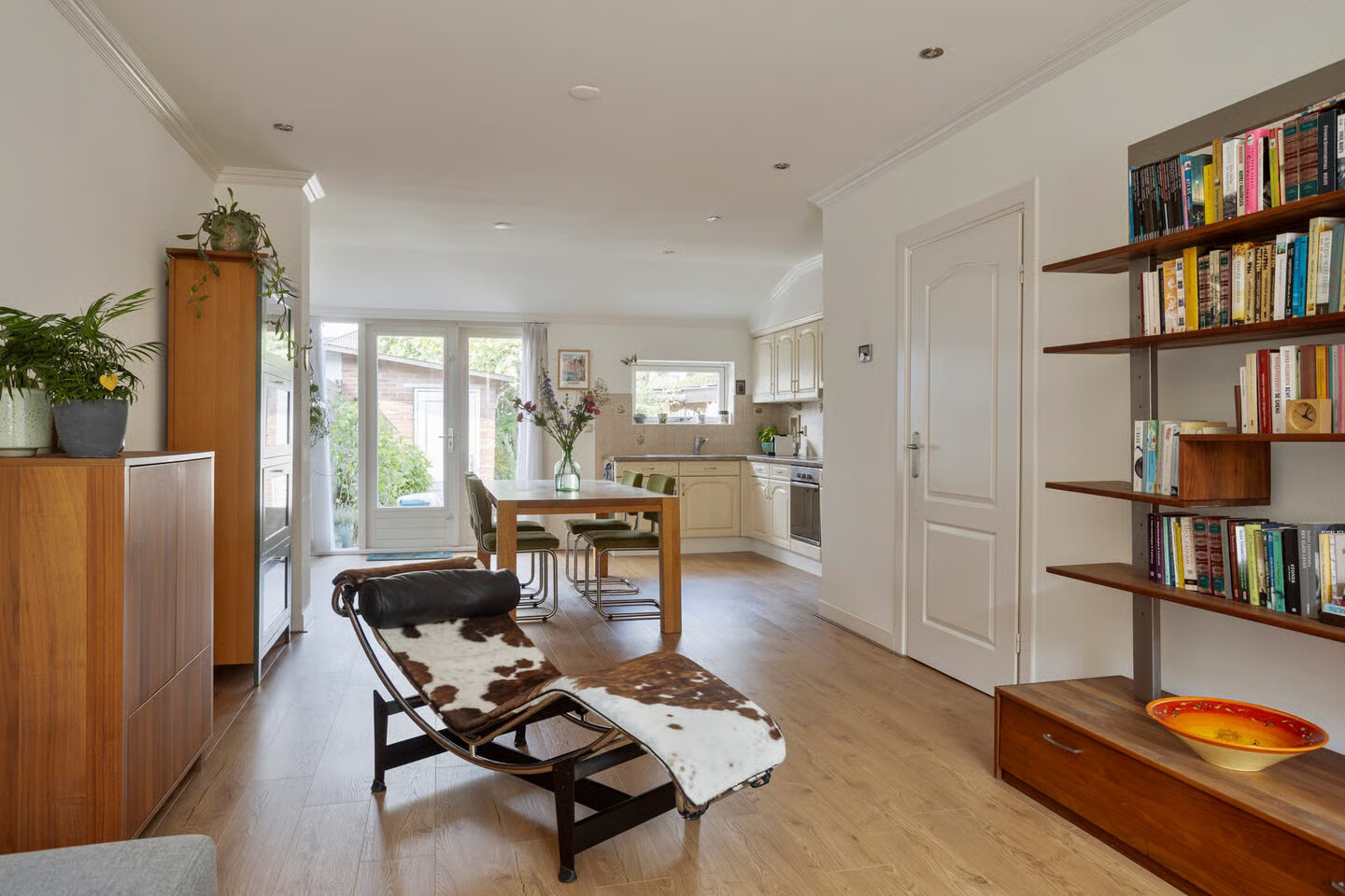 Tussenwoning te koop: Betuwestraat 49, Tiel