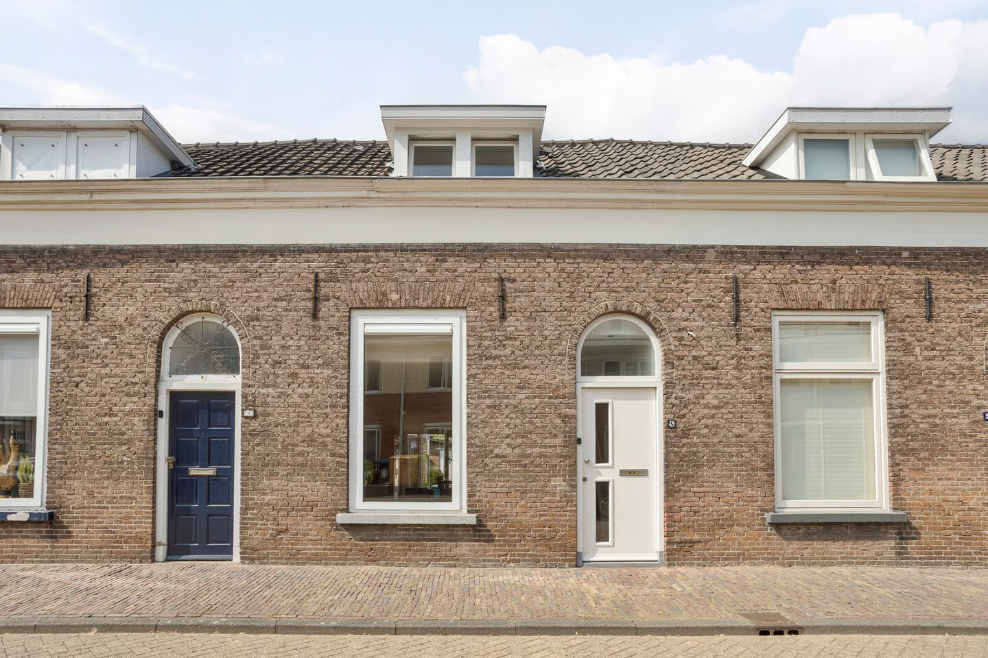 Tussenwoning te koop: Betuwestraat 49, Tiel