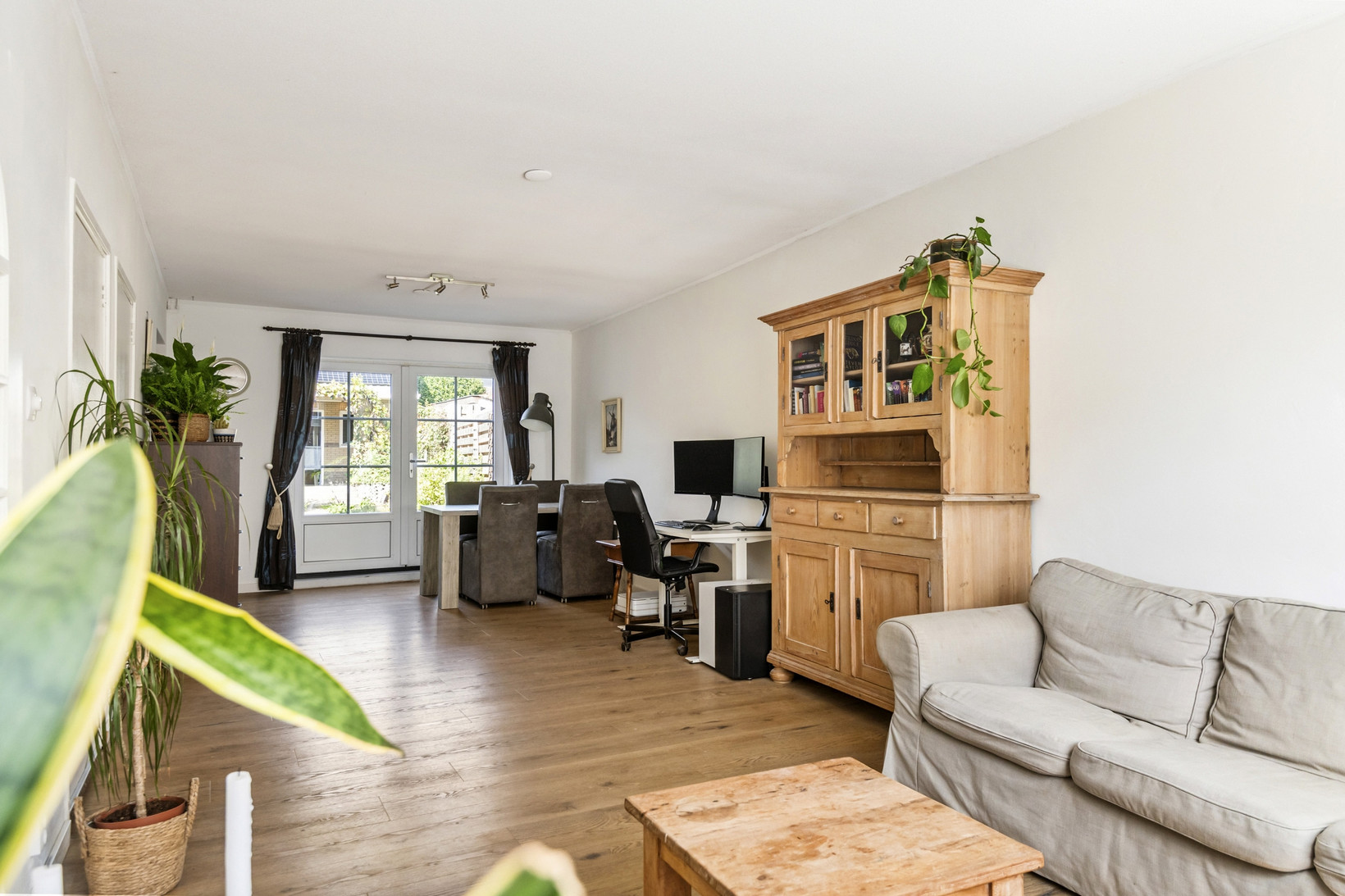Hoekwoning te koop: Nachtegaallaan 59, Tiel