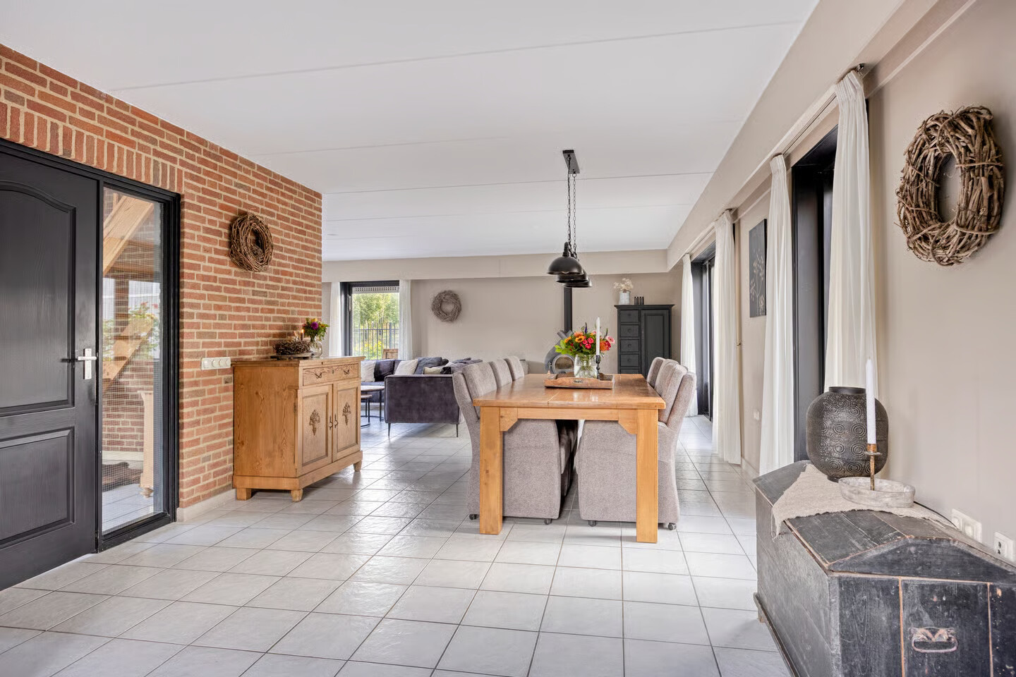 Vrijstaande woning te koop: Latensteinse Rondweg 2, Tiel
