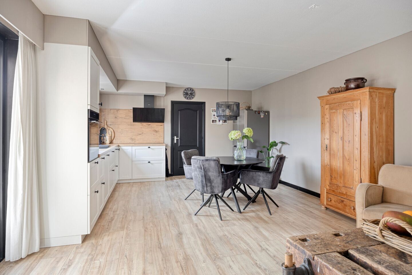Vrijstaande woning te koop: Latensteinse Rondweg 2, Tiel