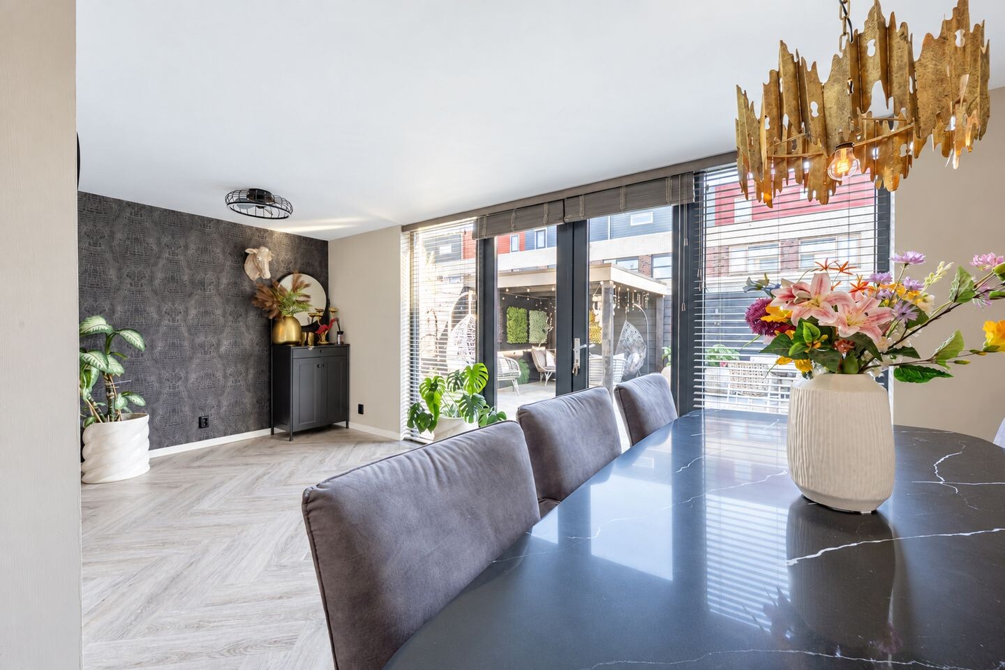 Hoekwoning te koop: Twaalf Apostelen 2, Tiel
