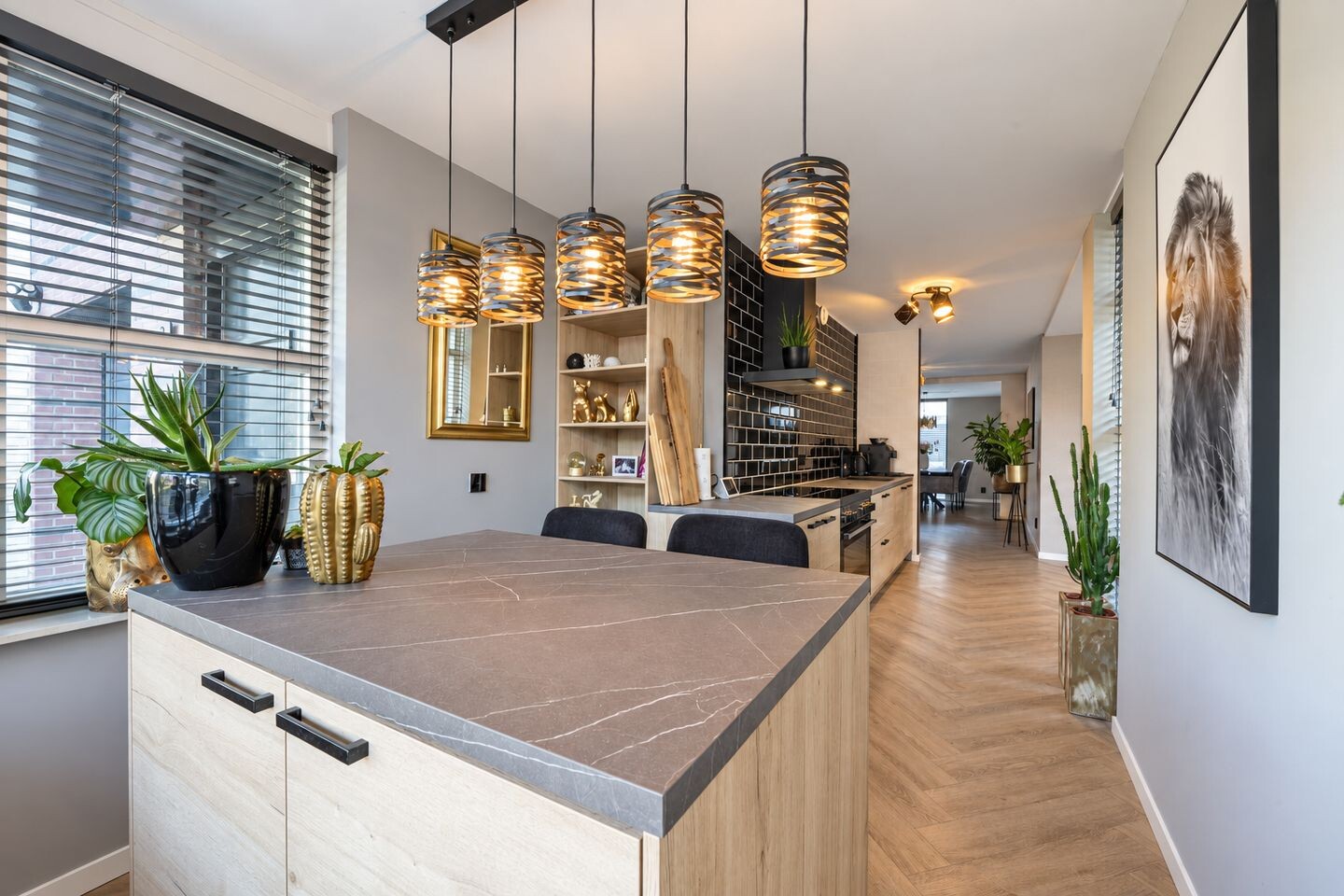 Hoekwoning te koop: Twaalf Apostelen 2, Tiel