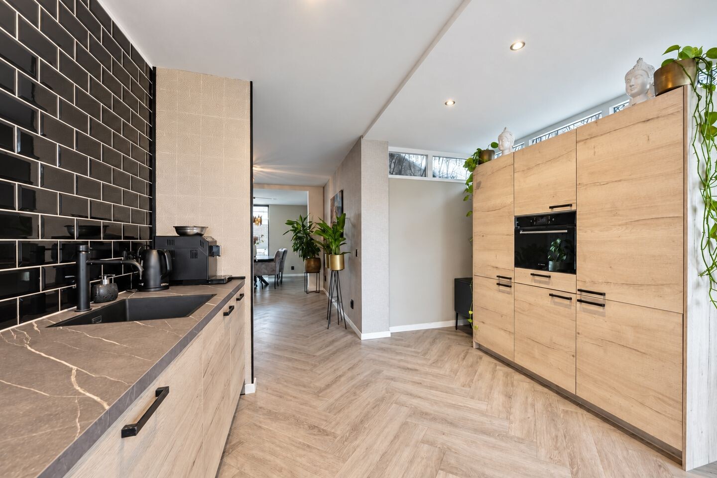 Hoekwoning te koop: Twaalf Apostelen 2, Tiel