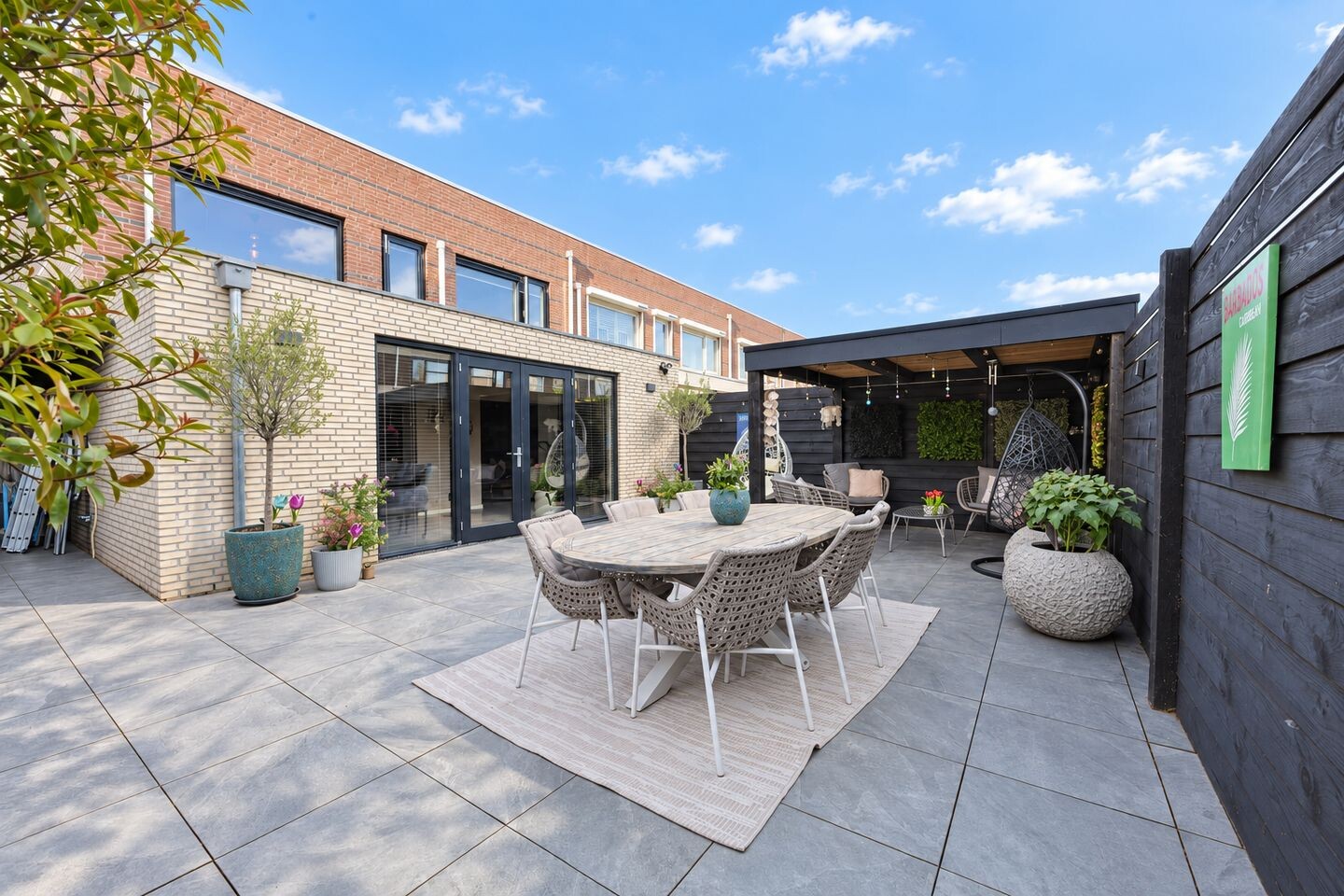 Hoekwoning te koop: Twaalf Apostelen 2, Tiel