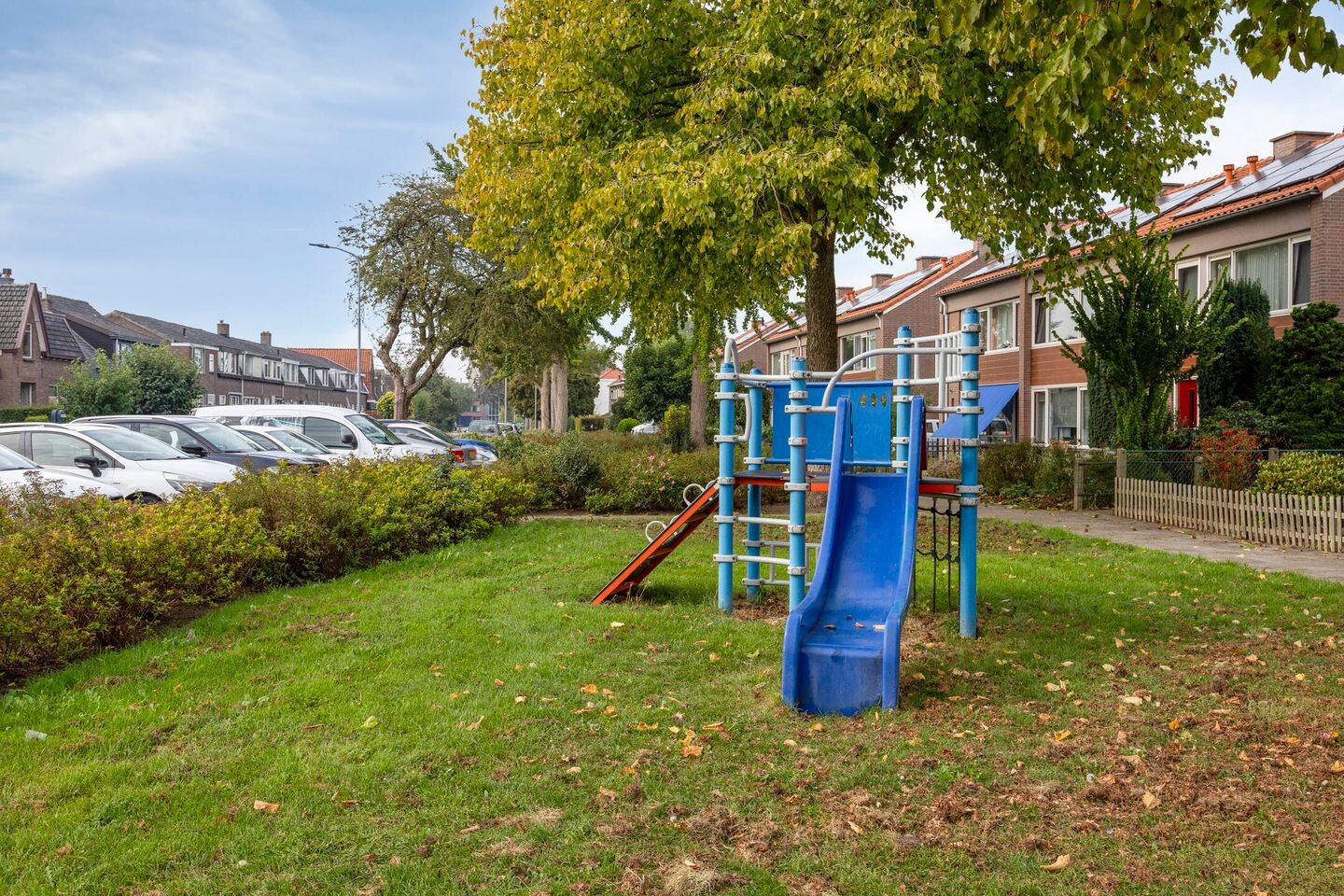 Twee-onder-één-kap te koop: Medelsestraat 80, Tiel