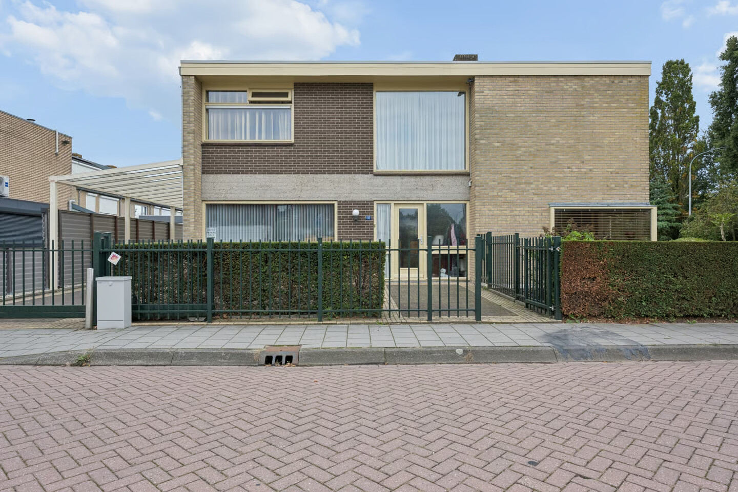Vrijstaande woning te koop: Nieuwe Tielseweg 137, Tiel