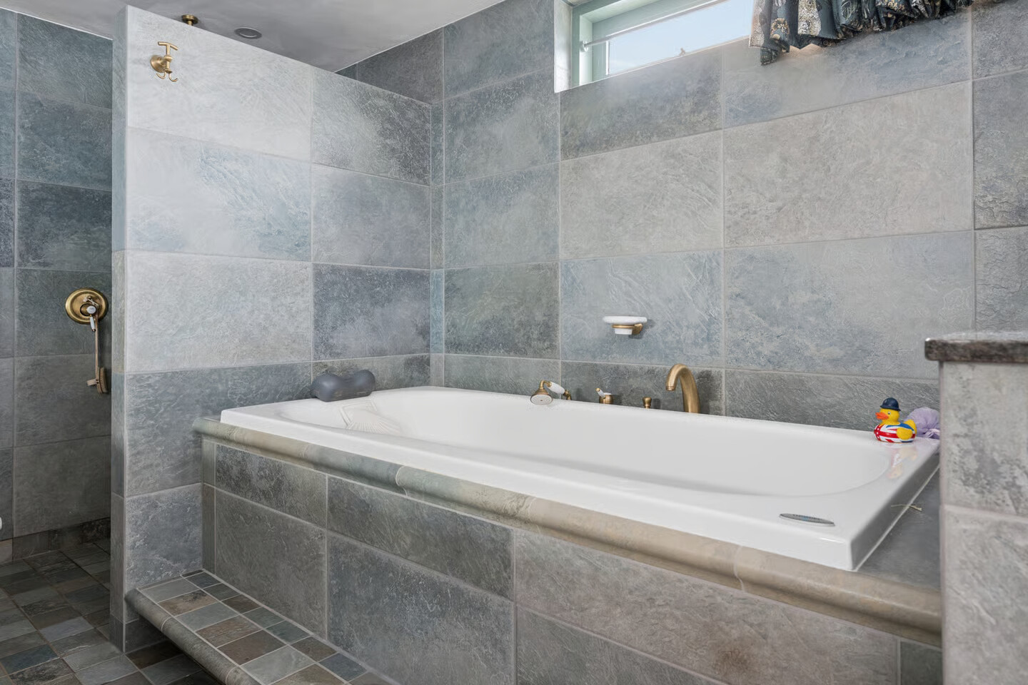 Vrijstaande woning te koop: Nieuwe Tielseweg 137, Tiel