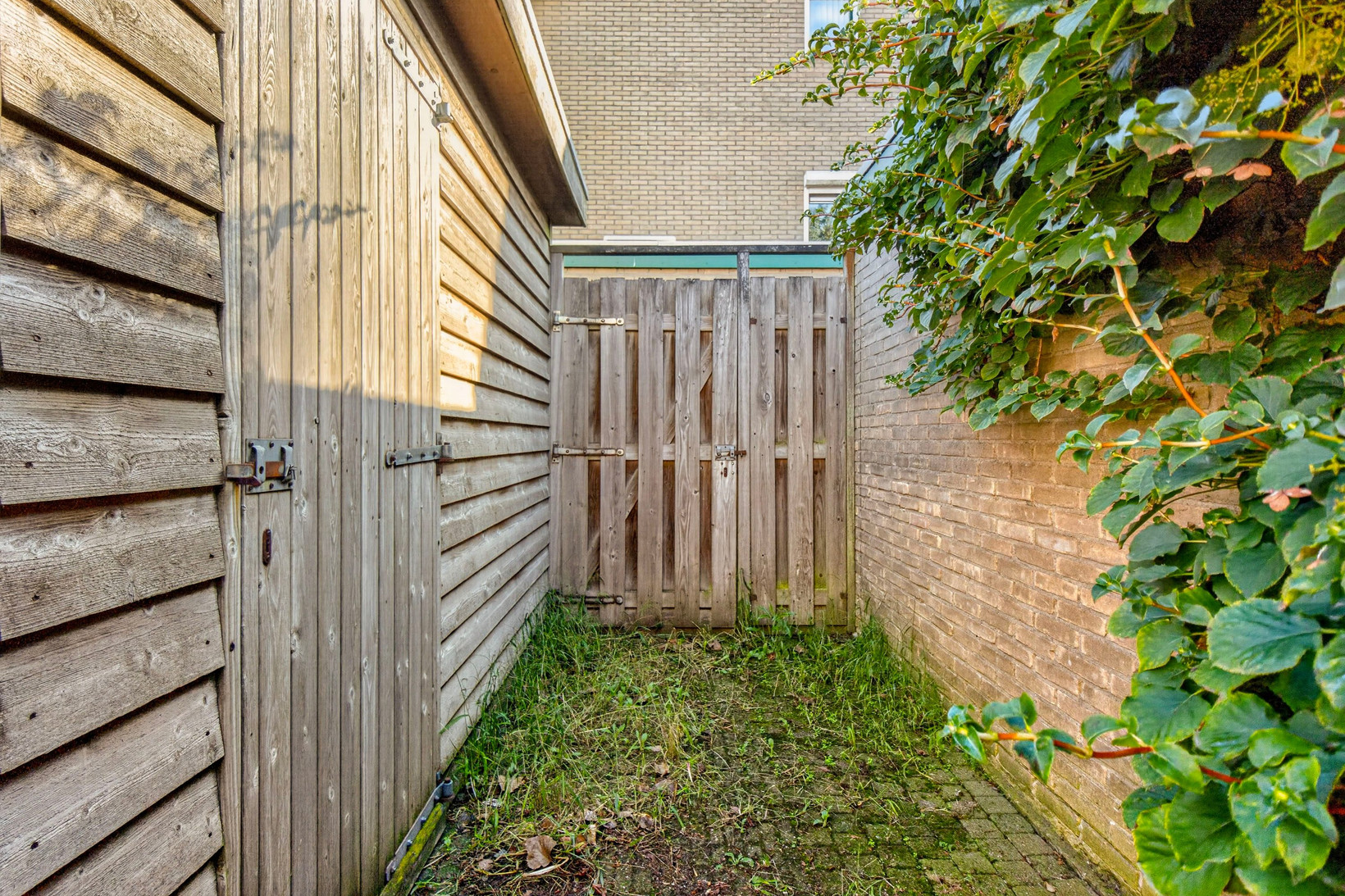Tussenwoning te koop: Acquoylaan 15, Tiel