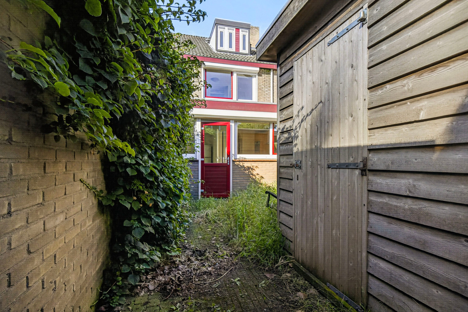 Tussenwoning te koop: Acquoylaan 15, Tiel