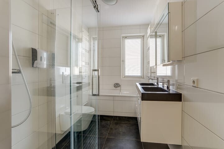 Tussenwoning te koop: Aardbeivlinder 125, Tiel
