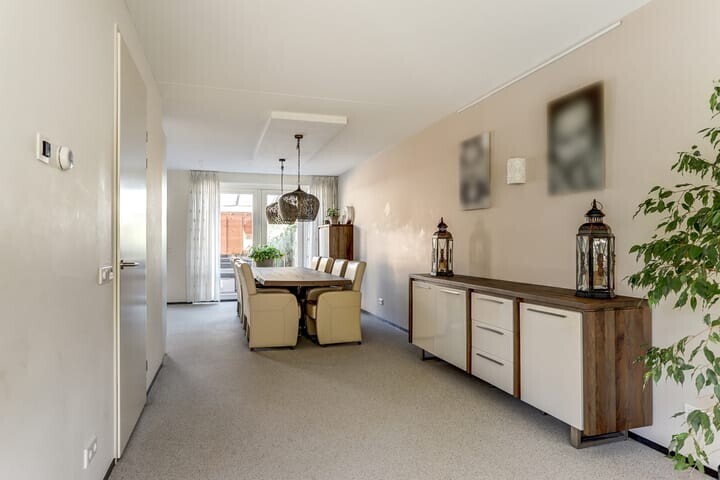 Tussenwoning te koop: Aardbeivlinder 125, Tiel