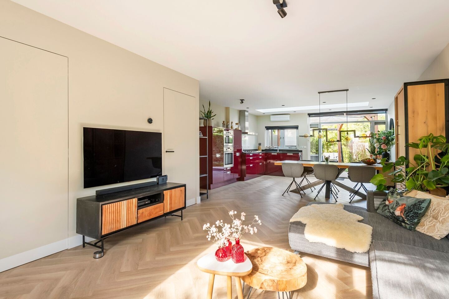 Tussenwoning te koop: Zonnedauw 169, Tiel