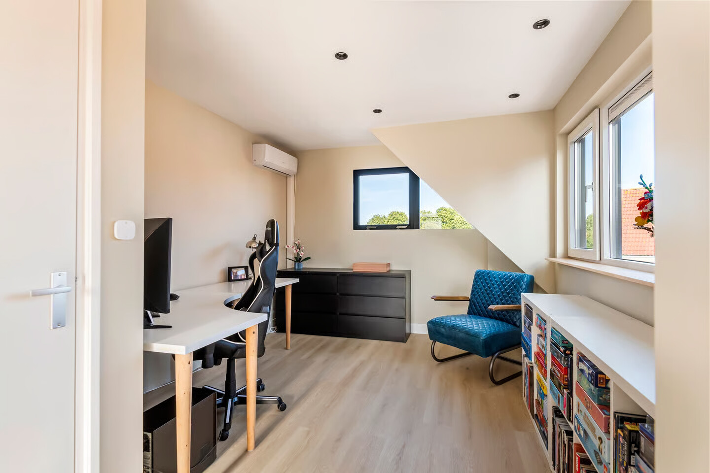 Tussenwoning te koop: Zonnedauw 169, Tiel
