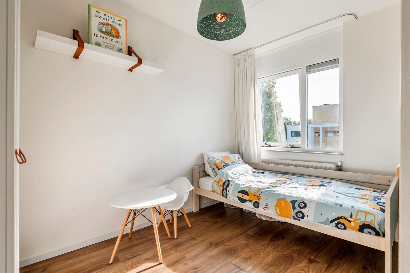 Tussenwoning te koop: Zonnedauw 169, Tiel