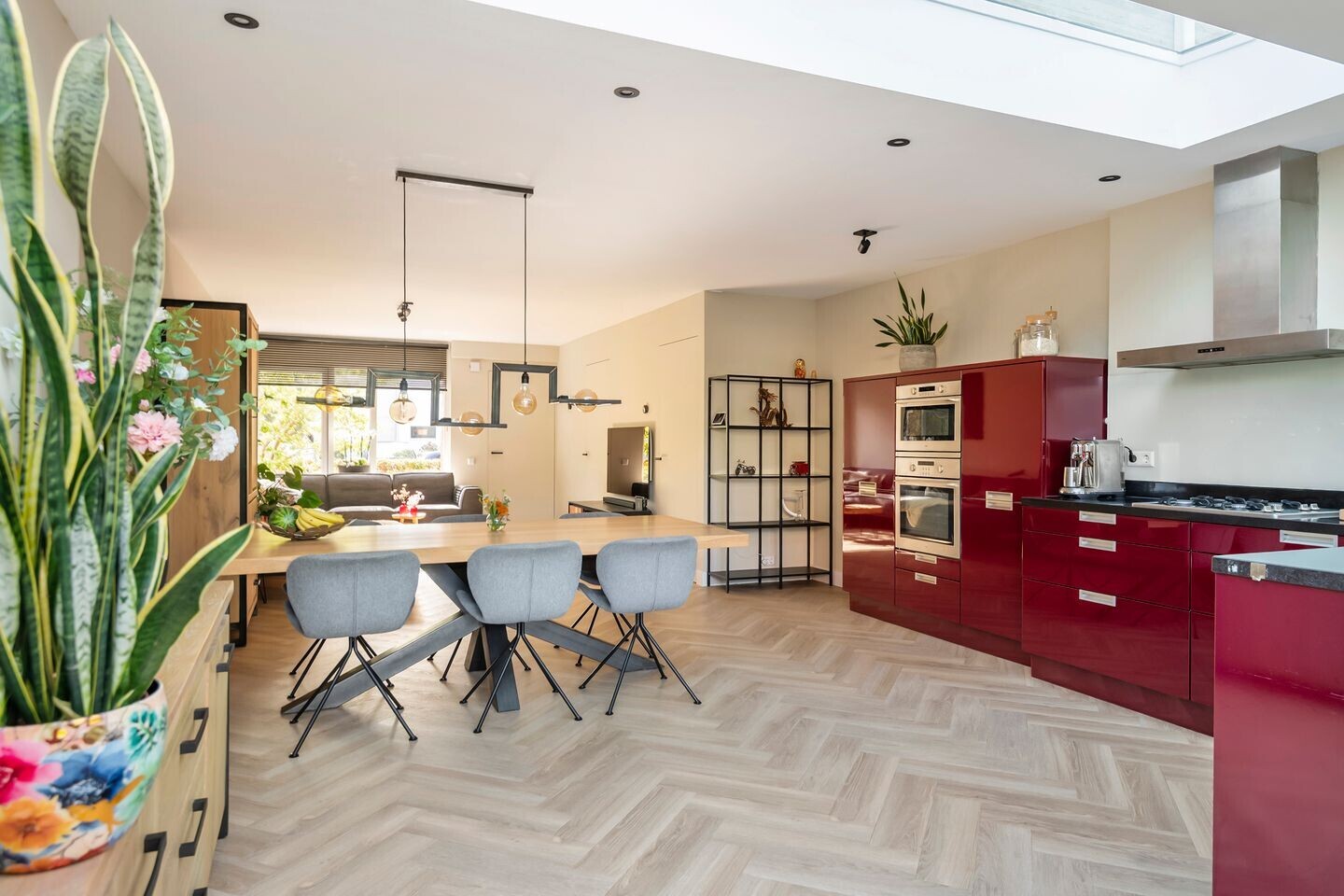 Tussenwoning te koop: Zonnedauw 169, Tiel