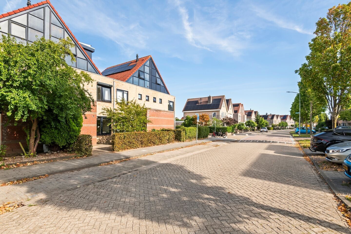 Tussenwoning te koop: Zonnedauw 169, Tiel
