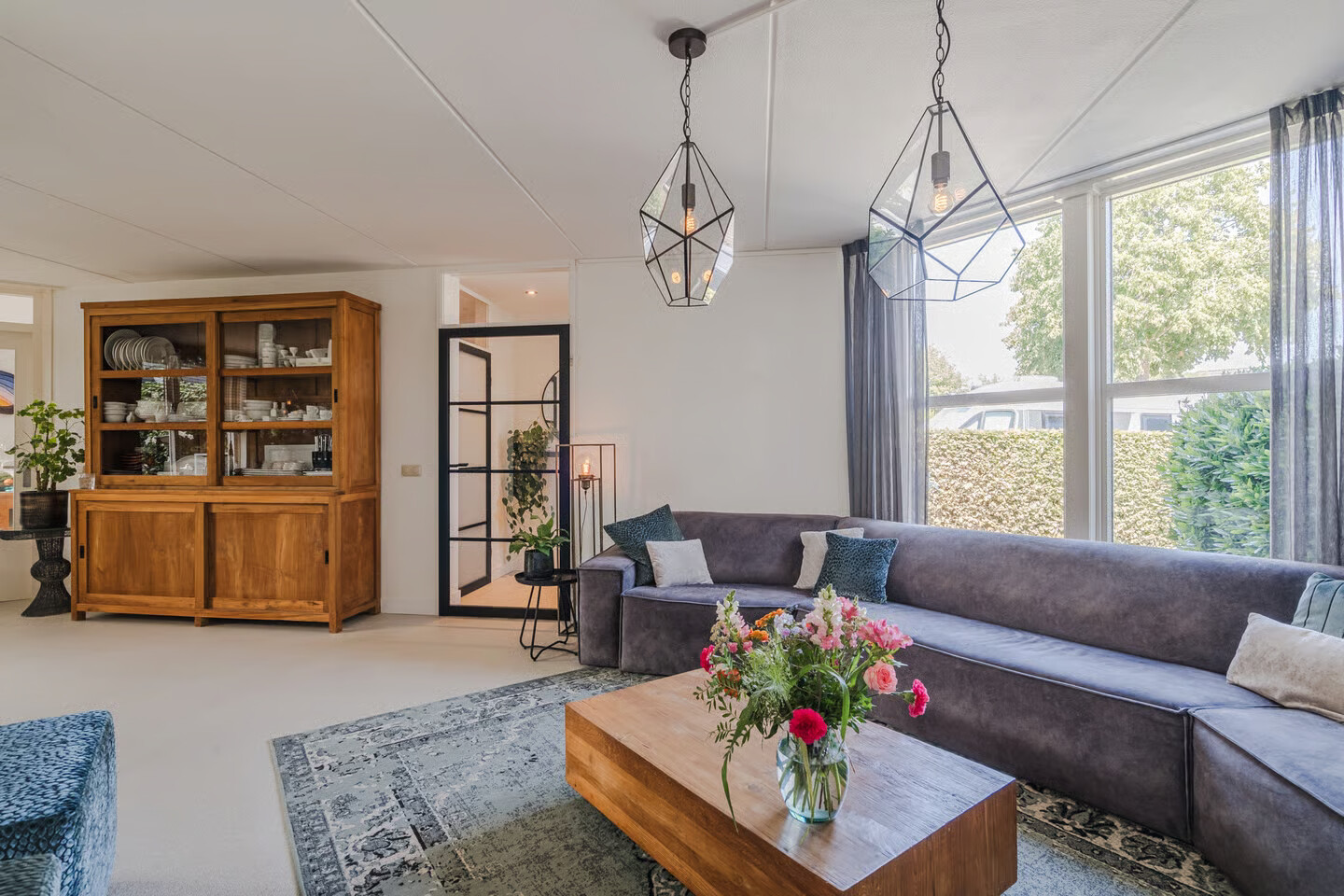 Tussenwoning te koop: F.J. Ebbensstraat 6, Tiel
