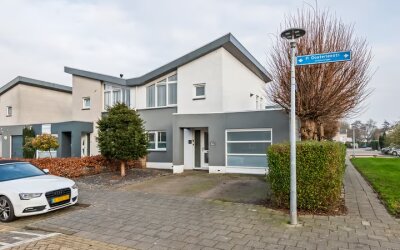 P. Oosterleestraat 11