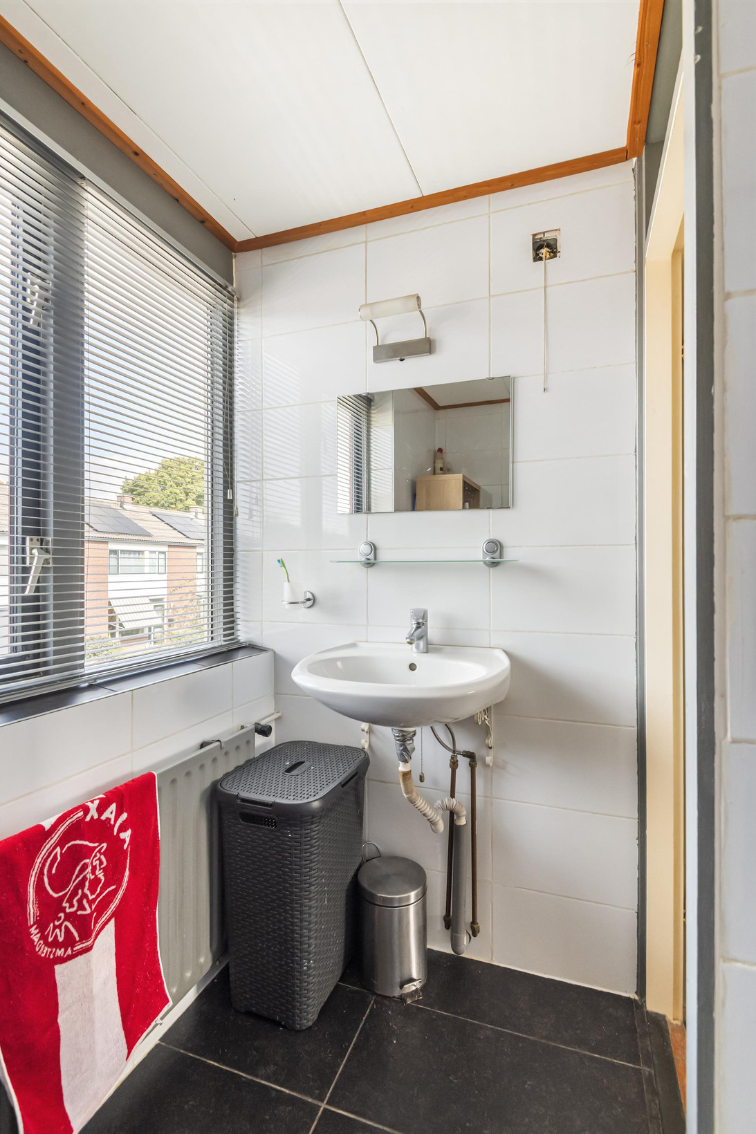 Hoekwoning te koop: Ottenhofstat 13, Kerk-Avezaath