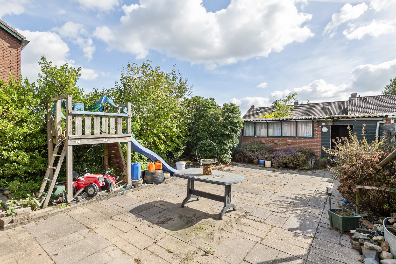 Hoekwoning te koop: Ottenhofstat 13, Kerk-Avezaath