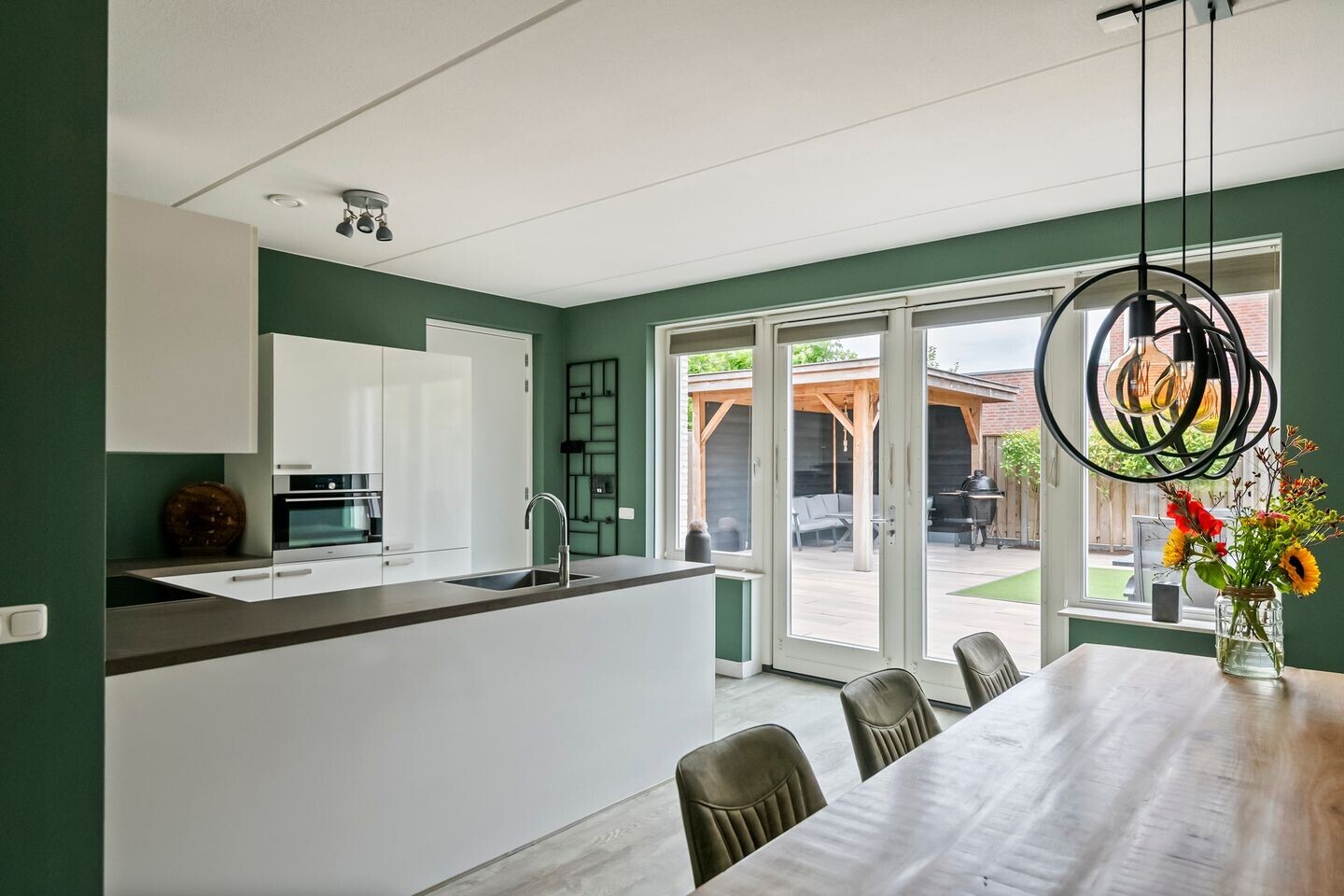 Tussenwoning te koop: Kievit 4, Maurik
