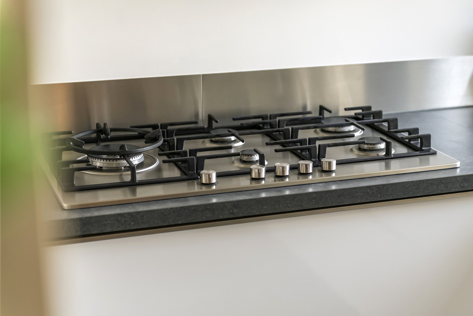Tussenwoning te koop: Gravensteinerhof 6, Maurik