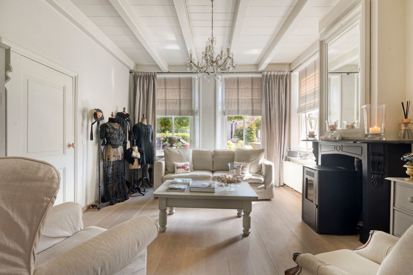 Vrijstaande woning te koop: Dr. A.R. Holplein 8, Ingen