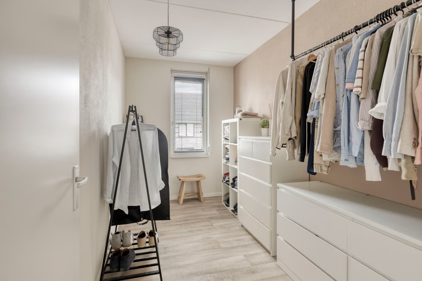 Tussenwoning te koop: Schuilenburglaan 12, Lienden