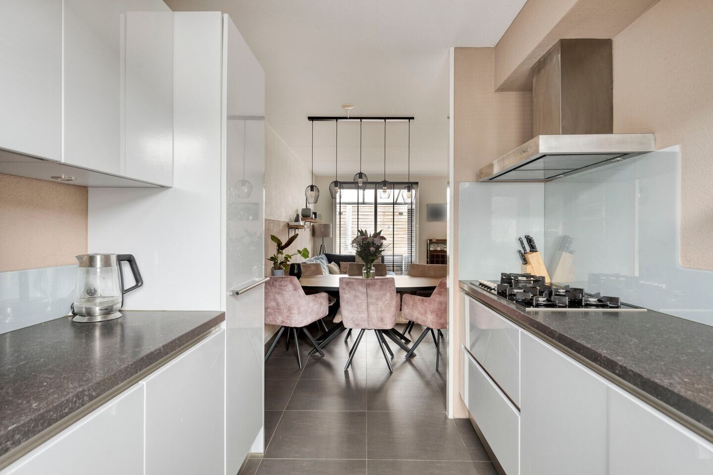 Tussenwoning te koop: Schuilenburglaan 12, Lienden