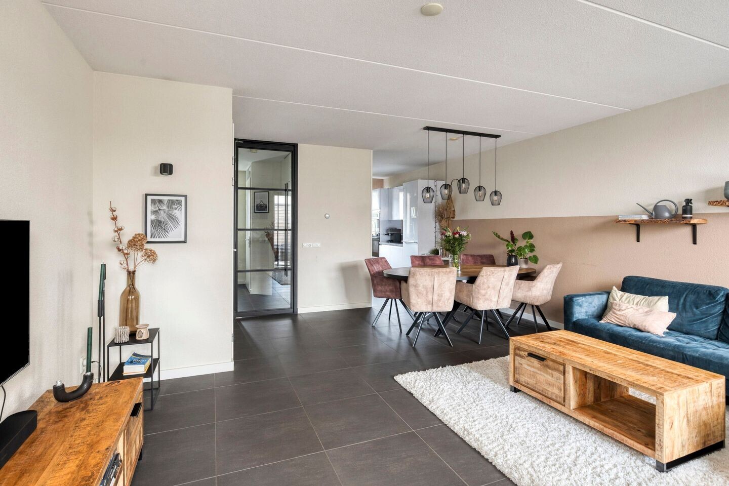 Tussenwoning te koop: Schuilenburglaan 12, Lienden