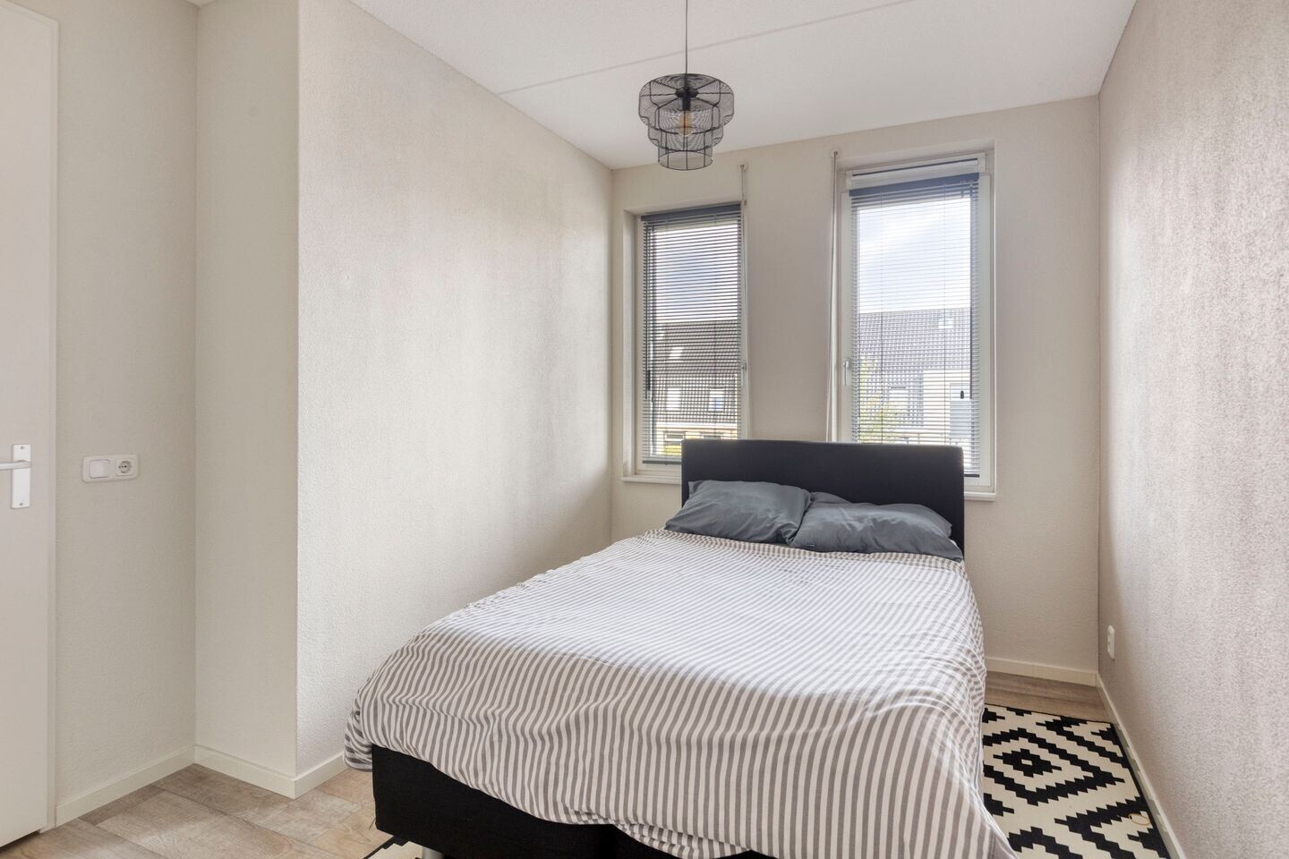 Tussenwoning te koop: Schuilenburglaan 12, Lienden