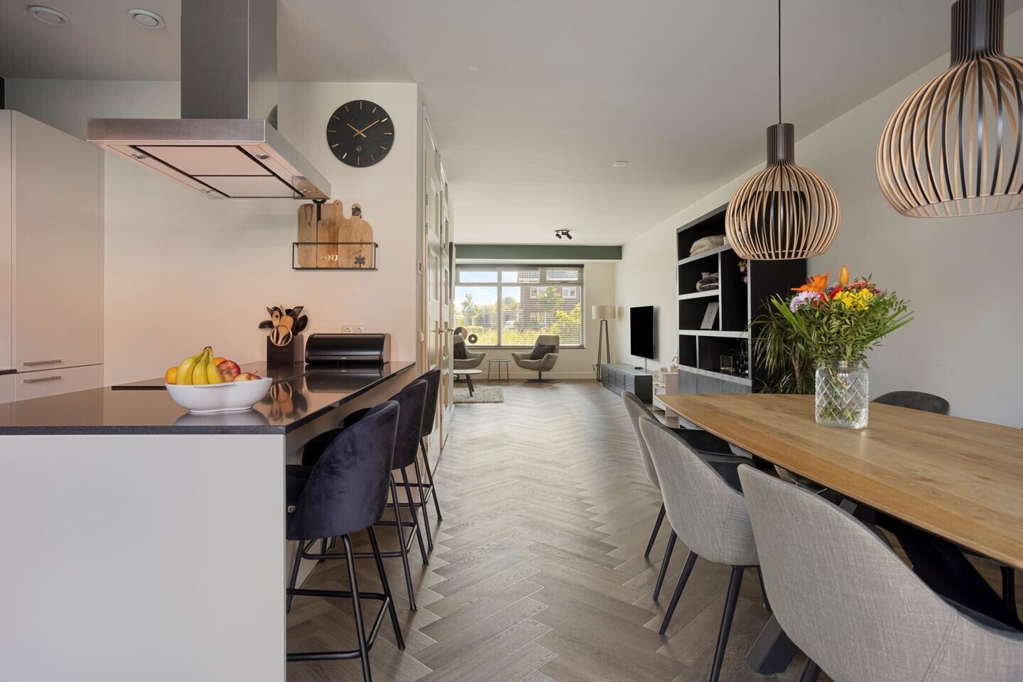 Hoekwoning te koop: G J Brenkmanlaan 2, Kesteren