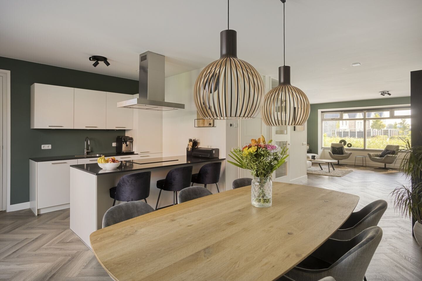 Hoekwoning te koop: G J Brenkmanlaan 2, Kesteren
