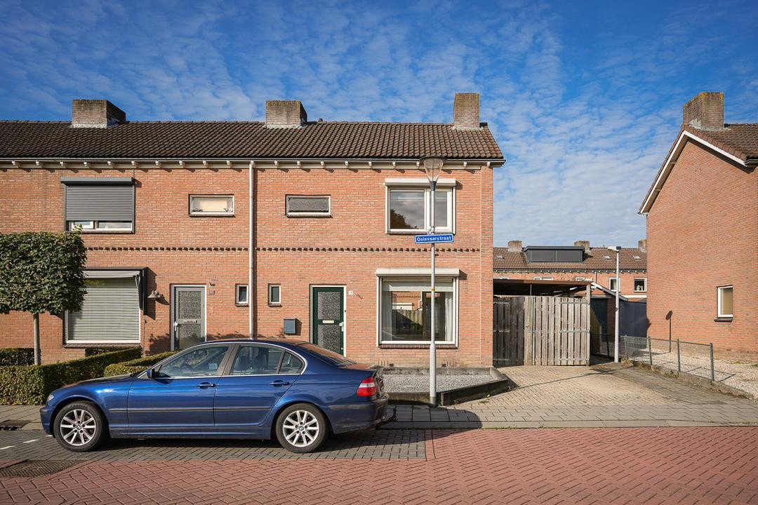 Hoekwoning te koop: Ooievaarstraat 48, Opheusden