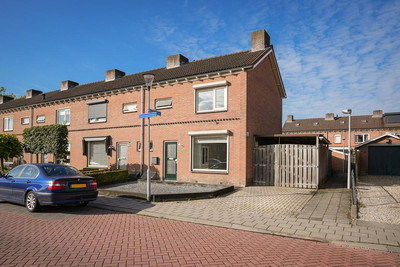 Ooievaarstraat 48