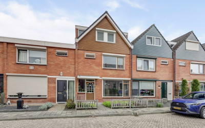 Dr A J Kraaystraat 14