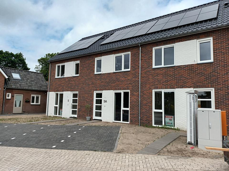 Tussenwoning te koop: De Molenhof 5B, Ochten