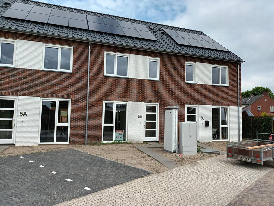 Tussenwoning te koop: De Molenhof 5B, Ochten