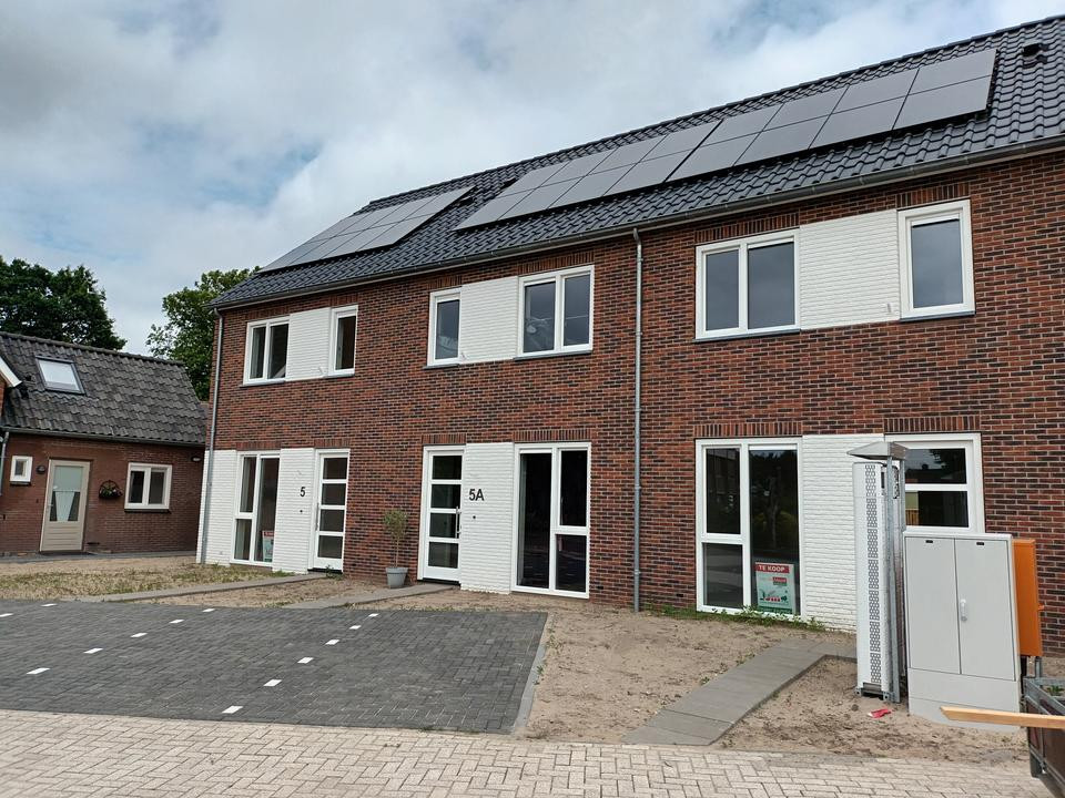 Tussenwoning te koop: De Molenhof 5B, Ochten