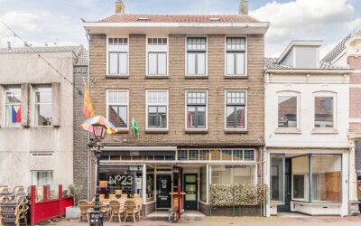 Tollenstraat 21