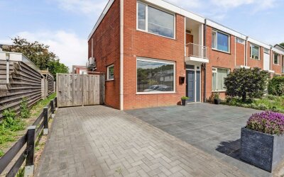 Debussystraat 86