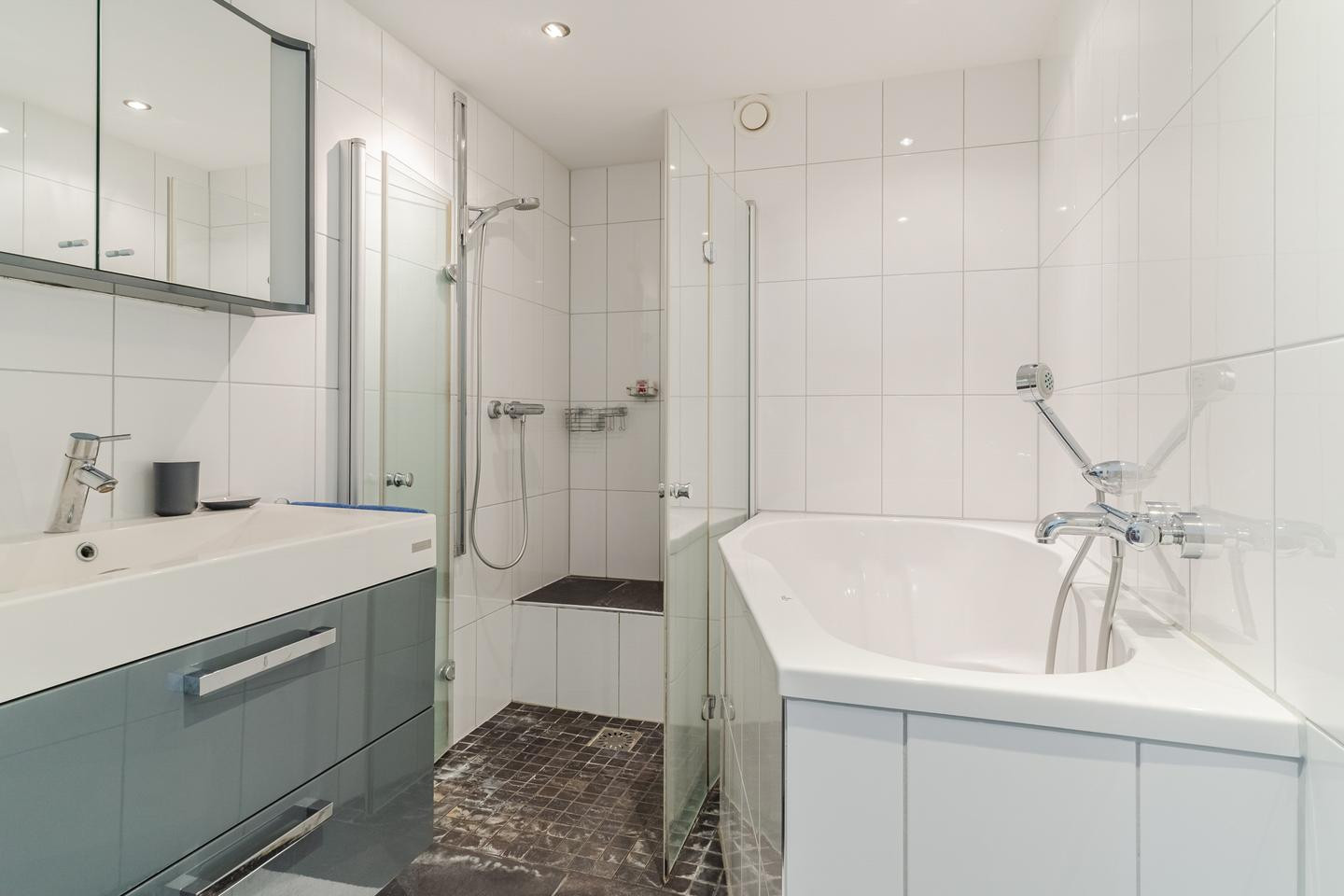 Hoekwoning te koop: Hendrik Marsmanweg 2, Culemborg