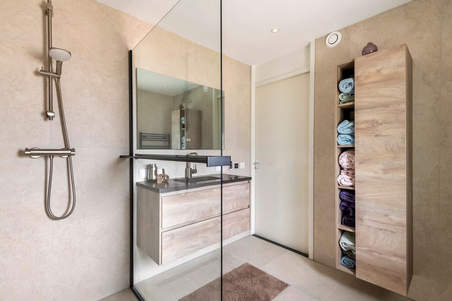 Tussenwoning te koop: Alida de Jongstraat 61, Culemborg