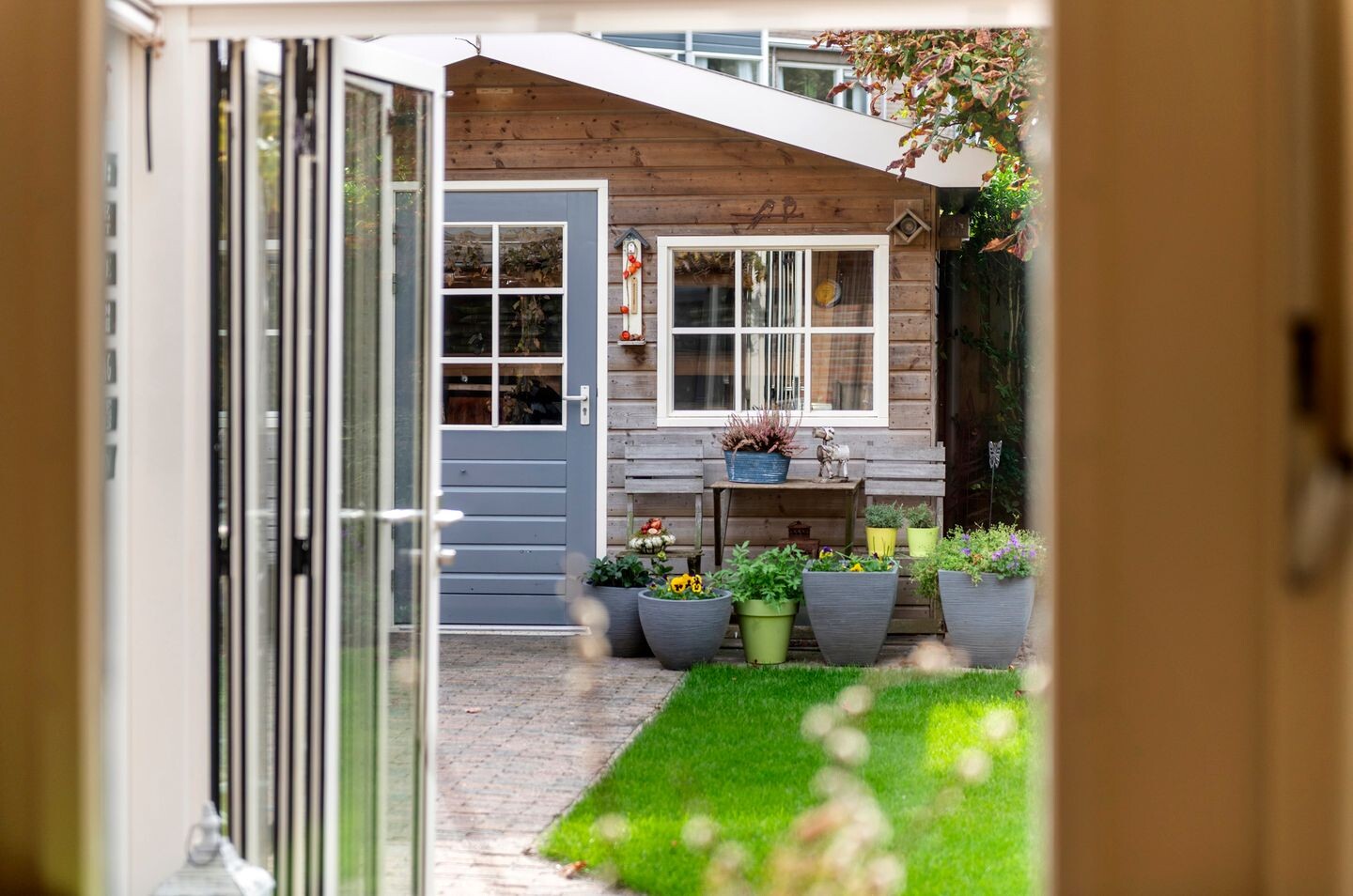 Tussenwoning te koop: Nederburcht 5, Buren