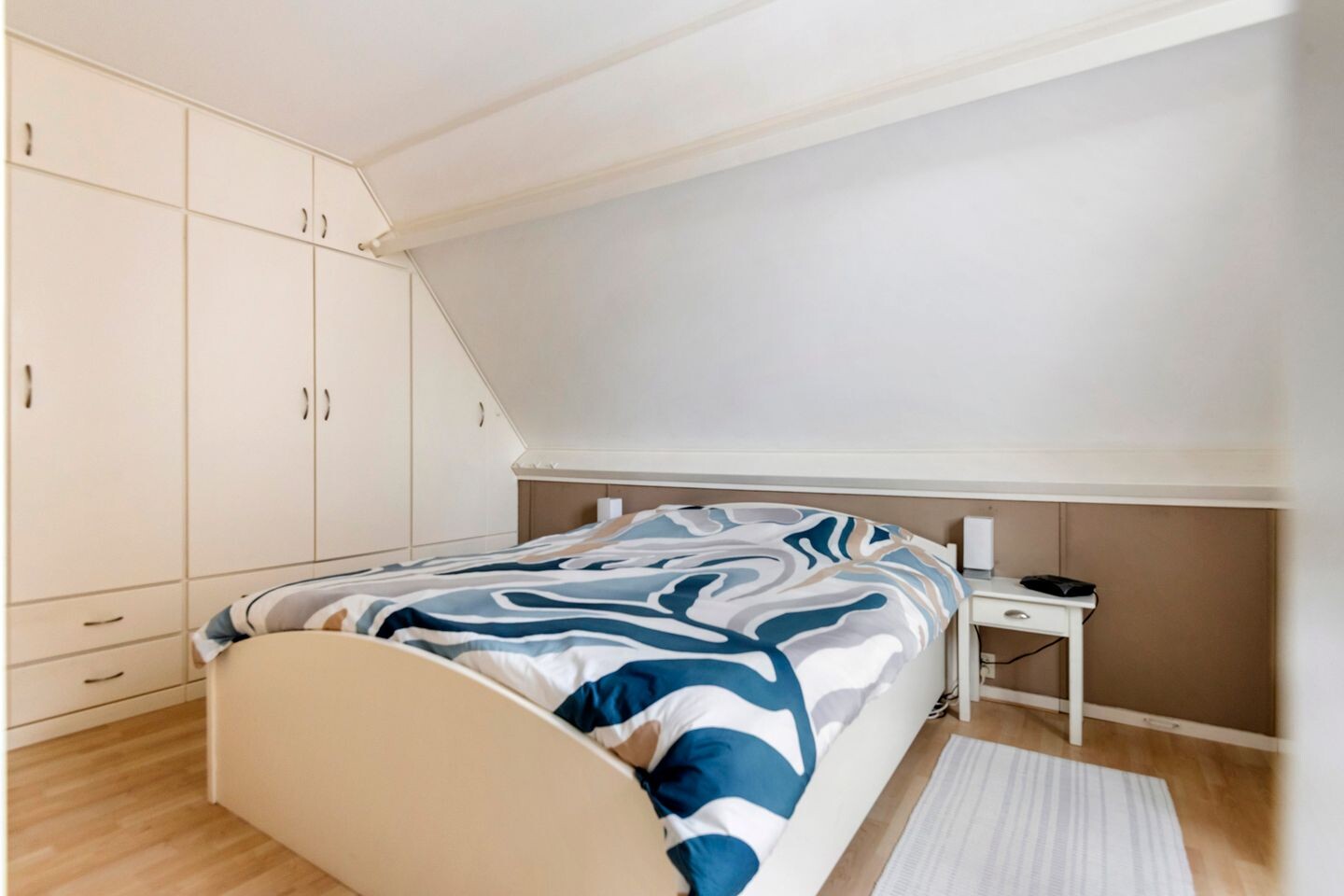 Tussenwoning te koop: Nederburcht 5, Buren