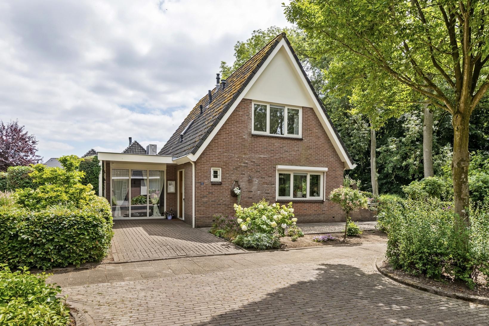 Vrijstaande woning te koop: Buitenkoppel 5, Buren